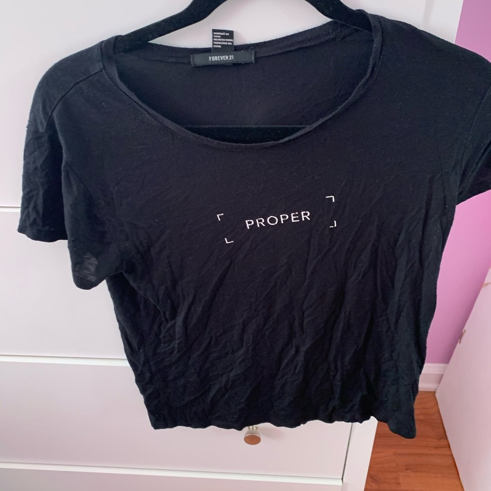 Forever 21 graphic crop shirt